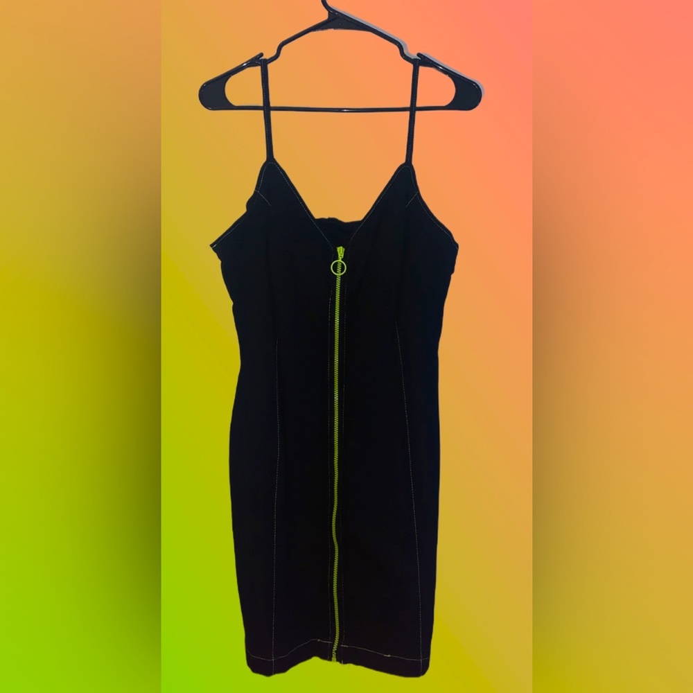 Black And Lime Green Zipper Dress